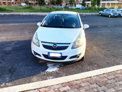 Usata Opel Corsa 85 CV (62 kW) 2011 Bianco Utilitaria
