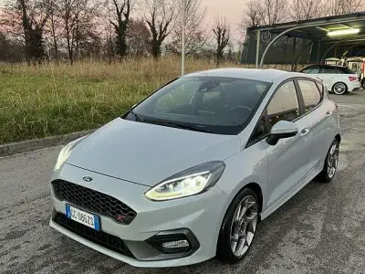Usata Ford Fiesta ST 200 CV (147 kW) 2019 Grigio Utilitaria