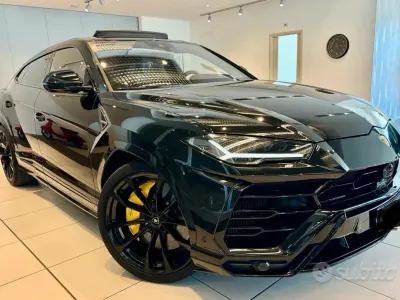 Usata Lamborghini Urus 650 CV (478 kW) 2022 Nero SUV