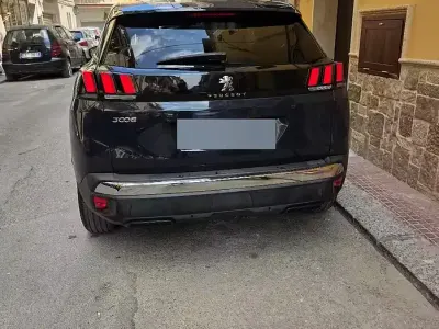 Usata Peugeot 3008 120 CV (88 kW) 2018 Nero SUV