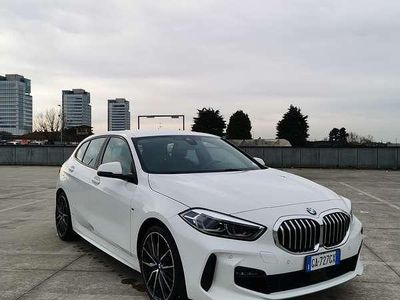 Usata BMW 118 M Sport 140 CV (102 kW) 2020 Bianco Utilitaria