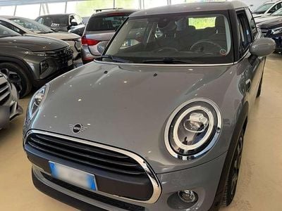 Usata Mini ONE 75 CV (55 kW) 2020 Grigio Utilitaria