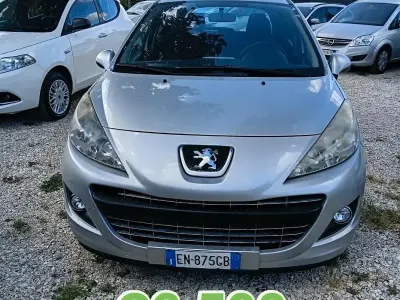 Usata Peugeot 207 68 CV (50 kW) 2012 Grigio Berlina