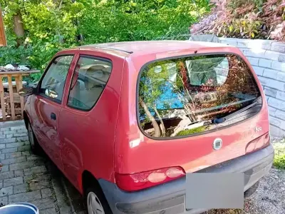 Usata Fiat 600 54 CV (39 kW) 2007 Rosso Utilitaria