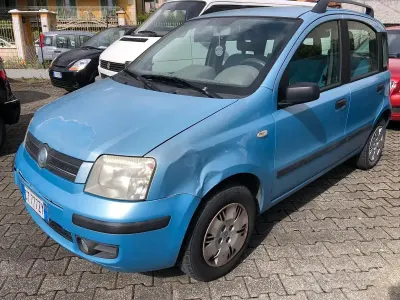 Occasion Fiat Panda Dynamic 60 ch (44 kW) 2005 Bleue Citadine