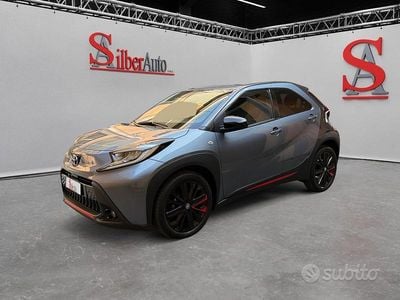 Usata Toyota Aygo X 72 CV (52 kW) 2023 Grigio SUV