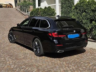 Usata BMW 520 190 CV (139 kW) 2022 Nero Station wagon