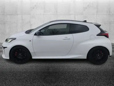 Gebraucht Toyota Yaris 261 PS (191 kW) 2022 Weiß Kleinwagen