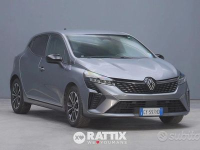 Usado Renault Clio V Techno 91 HP (66 kW) 2025 Cinzento Sedan