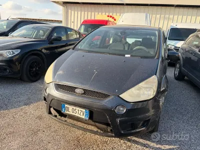 Usata Ford S-MAX Titanium 131 CV (96 kW) 2008 Grigio Monovolume