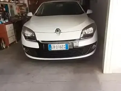 Usata Renault Mégane GrandTour 110 CV (80 kW) 2013 Bianco Station wagon