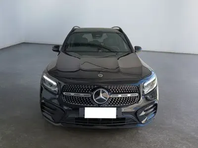 Käytetty Mercedes GLB200 AMG line 150 HP (110 kW) 2024 Musta Katumaasturi