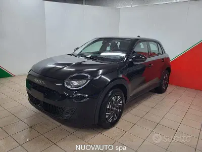 Nuova Fiat 600E Red 114 kW (156 CV) 2026 Nero SUV