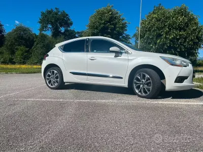 Usata DS Automobiles DS4 Sport Chic 163 CV (119 kW) 2011 Bianco Berlina
