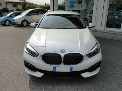 Usata BMW 118 Advantage 150 CV (110 kW) 2022 Other Utilitaria