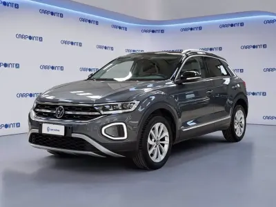 Usata VW T-Roc Style 110 CV (80 kW) 2023 Grigio SUV