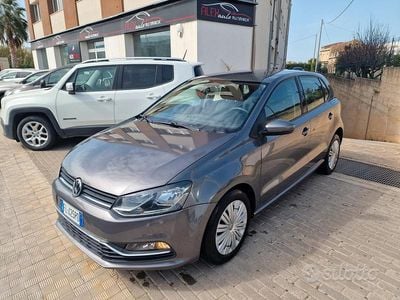 Usata VW Polo Business 75 CV (55 kW) 2017 Grigio Berlina