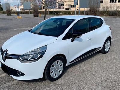 Usata Renault Clio IV 75 CV (55 kW) 2014 Bianco Berlina