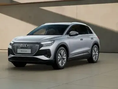 Nuova Audi Q4 e-tron Comfort 69 kW (95 CV) 2026 Argento floret metallizzato SUV