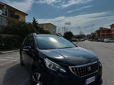Usata Peugeot 2008 Allure 99 CV (72 kW) 2017 Nero SUV