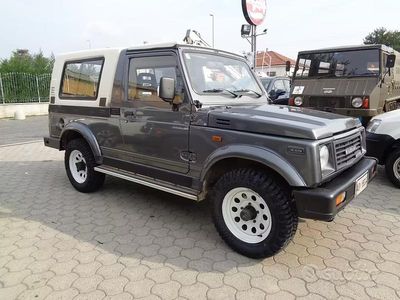 Begagnad Suzuki Samurai 64 HK (47 kW) 1990 Grå SUV