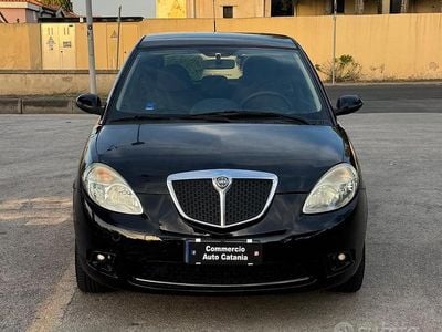Usata Lancia Ypsilon 60 CV (44 kW) 2008 Nero Utilitaria