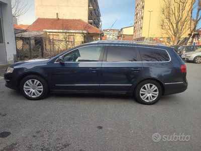 Usata VW Passat 140 CV (102 kW) 2007 Blu Station wagon