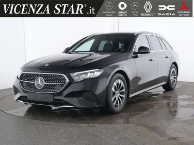 Usata Mercedes E220 197 CV (144 kW) 2025 Nero cosmo Station wagon