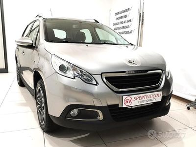 Usata Peugeot 2008 Active 100 CV (73 kW) 2016 Grigio SUV