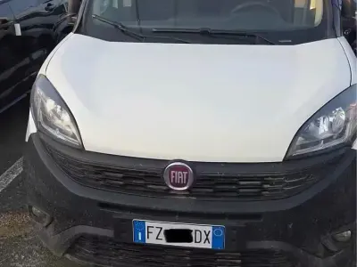 Usata Fiat Doblò 95 CV (69 kW) 2019 Bianco Monovolume