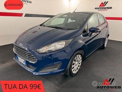 Blu/azzurro Usata 2015 Ford Fiesta Berlina | 6490 € (Buon prezzo)