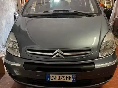 Usata Citroën Xsara 110 CV (80 kW) 2005 Nero Monovolume