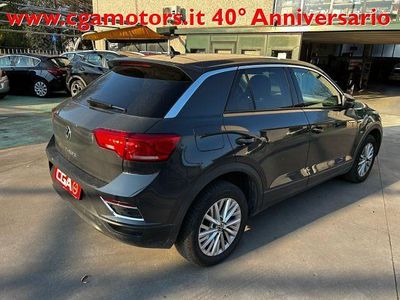 Usata VW T-Roc Style 116 CV (85 kW) 2020 Grigio SUV