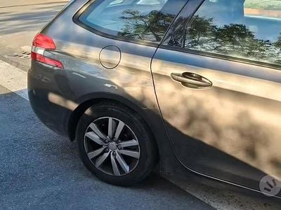 Usata Peugeot 308 115 CV (84 kW) 2015 Station wagon