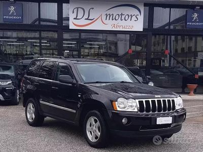 Usata Jeep Grand Cherokee Overland 241 CV (177 kW) 2007 Nero SUV