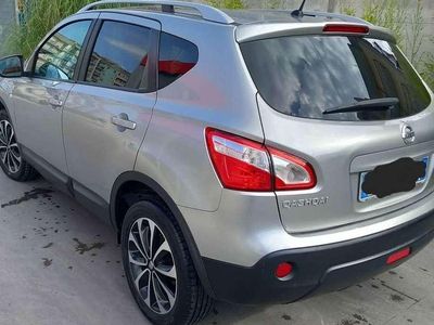 Usata Nissan Qashqai N-TEC 150 CV (110 kW) 2011 Grigio SUV