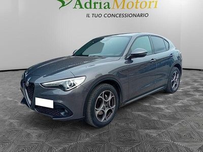Usata Alfa Romeo Stelvio Sprint 190 CV (139 kW) 2022 Grigio scuro SUV