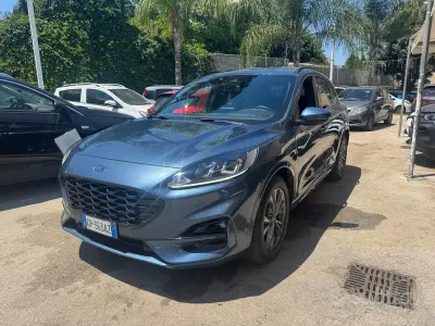 Usata Ford Kuga ST-Line X 120 CV (88 kW) 2023 Bluazzurro SUV
