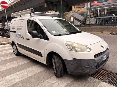 Usata Peugeot Partner 115 CV (84 kW) 2014 Bianco Monovolume