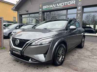 Gebraucht Nissan Qashqai Acenta 140 PS (102 kW) 2022 Grau SUV