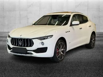 Usata Maserati 430 430 CV (316 kW) 2018 Bianco Station wagon