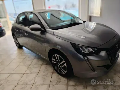 Usata Peugeot 208 Active 102 CV (75 kW) 2020 Grigio Utilitaria