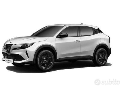 Nuova Alfa Romeo Junior 136 CV (100 kW) 2025 Grigio SUV