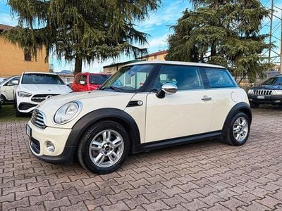 Usata Mini ONE 75 CV (55 kW) 2011 Beige Utilitaria