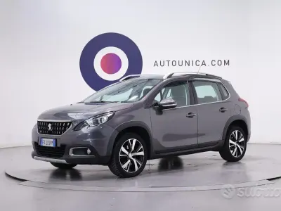 Usata Peugeot 2008 Allure 131 CV (96 kW) 2019 Grigio SUV