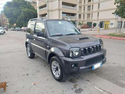 Usata Suzuki Jimny 86 CV (63 kW) 2013 Grigio SUV