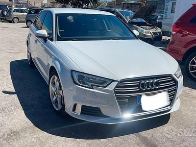 Usata Audi A3 Design 116 CV (85 kW) 2017 Bianco Berlina