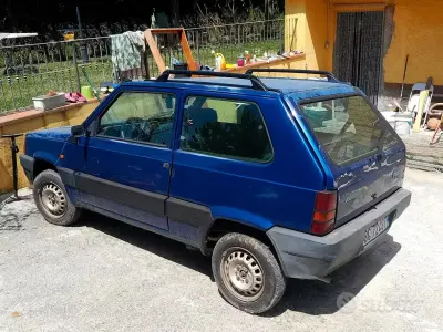 Usata Fiat Panda 39 CV (28 kW) 1999 Blu Berlina