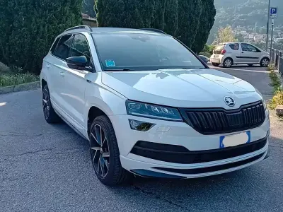 Usata Skoda Karoq SportLine 150 CV (110 kW) 2020 Bianco SUV