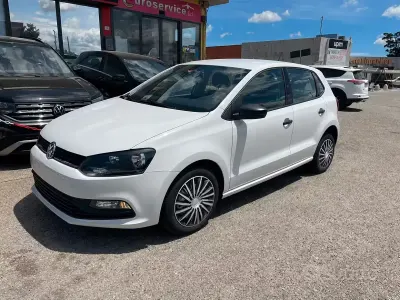Usata VW Polo Trendline 60 CV (44 kW) 2017 Bianco Berlina